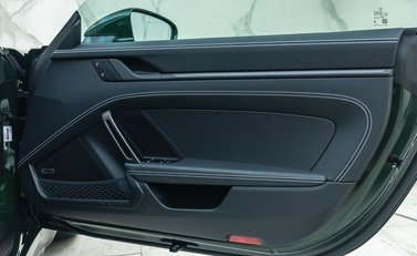 Porsche 911 GT3 TOURING (992.2) 32