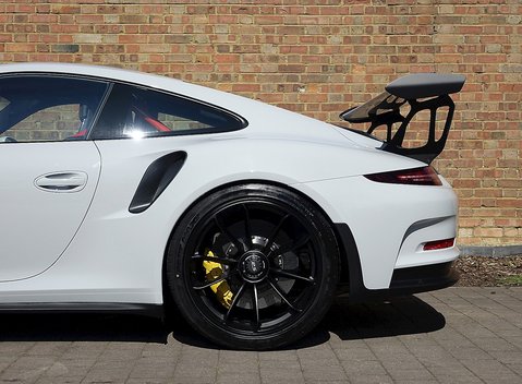 Porsche 911 (991) GT3 RS 38