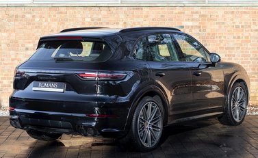Porsche Cayenne Turbo 9