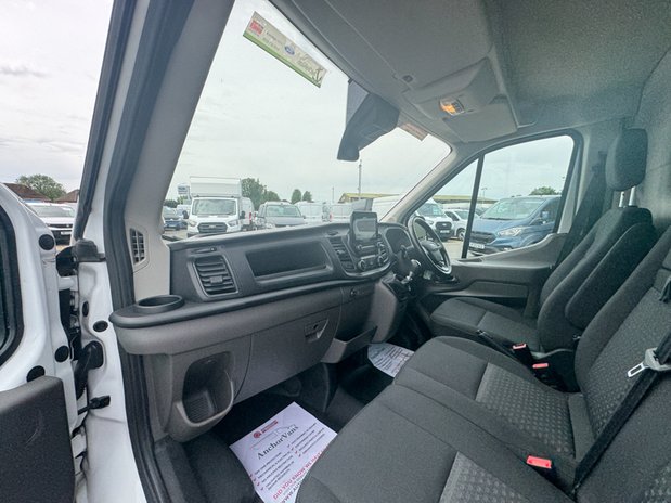 Ford Transit LWB L3H2 Medium Roof Trend 350 Sensors EURO 6 12