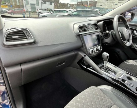 Renault Kadjar 1.5 Kadjar Iconic Blue dCi Auto 5dr 17