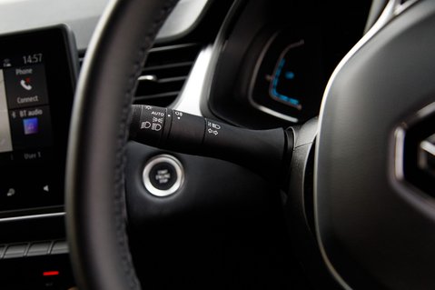 Renault Captur TECHNO E-TECH 15