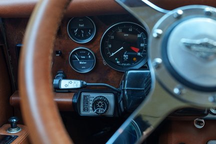 Panther DeVille V12 17