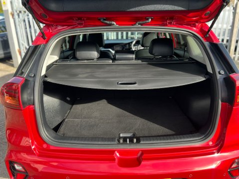 Kia Niro 3 24