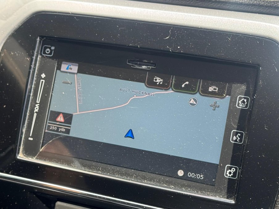 2017 Suzuki Vitara — image 12