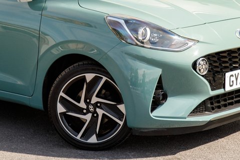 Hyundai i10 MPI PREMIUM 11