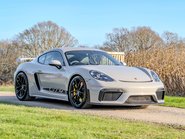 Porsche 718 Cayman GT4 PDK 3