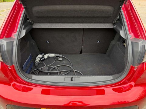 Peugeot 208 208 Allure EV 5dr 15