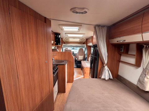 Adria Coral S680 ST 33