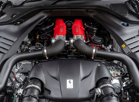 Ferrari California T 31