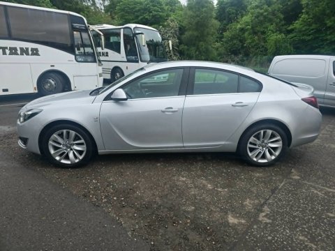 Vauxhall Insignia SRI CDTI AUTO 4