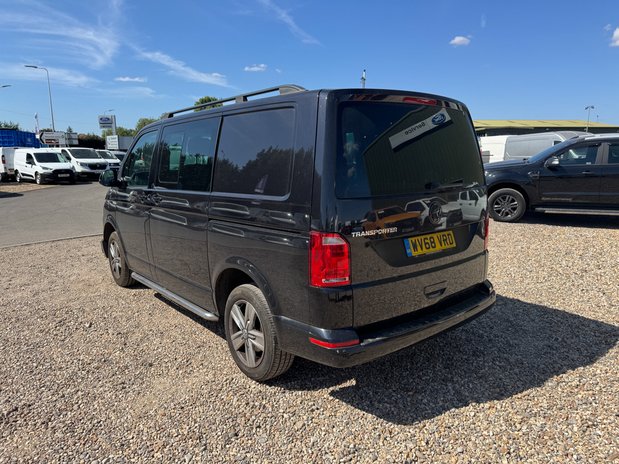 Volkswagen Transporter Crew Cab AUTO SWB L1H1 Low Roof Highline T30 Air Con Alloys Sensors EURO 6 9