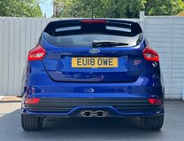 Ford Focus 2.0 TDCi ST-3 Hatchback 5dr Diesel Manual Euro 6 (s/s) (185 ps) 6