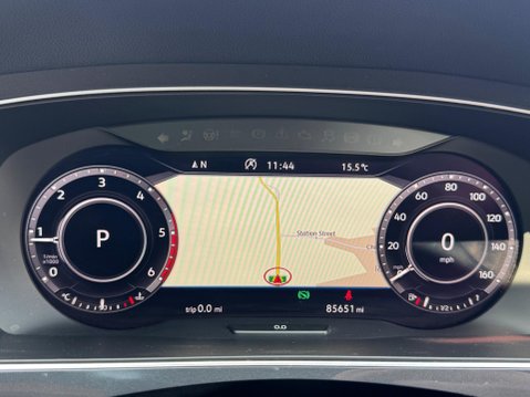 Volkswagen Tiguan 2.0 TDI R-Line DSG 4Motion Euro 6 (s/s) 5dr 19