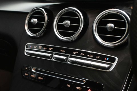 Mercedes-Benz GLC 2.0 GLC 250 AMG Line Premium 4Matic Auto 4WD 5dr 31