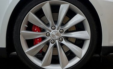Tesla Model S P85D 12