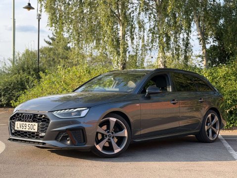 Audi A4 2.0 TFSI 40 Black Edition Estate 5dr Petrol S Tronic Euro 6 (s/s) (190 ps) 4