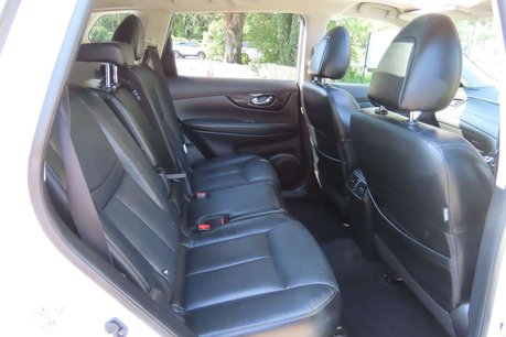 Nissan X-Trail 1.7 dCi Tekna Euro 6 (s/s) 5dr 10