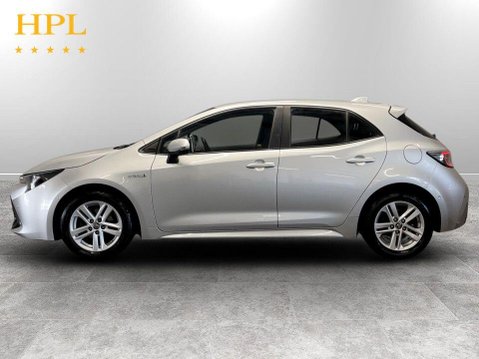 Toyota Corolla 1.8 VVT-h Icon Tech Hatchback 5dr Petrol Hybrid CVT Euro 6 (s/s) (122 ps) 4