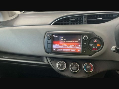 Toyota Yaris 1.3 Yaris Icon VVT-i 5dr 11