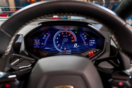 Lamborghini Huracan LP 640-2 EVO SPYDER. NOW SOLD. SIMILAR REQUIRED. PLEASE CALL 01903 254800. 35