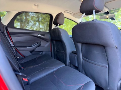 Ford Focus 1.5 Focus Zetec S Red Edition 5dr 23