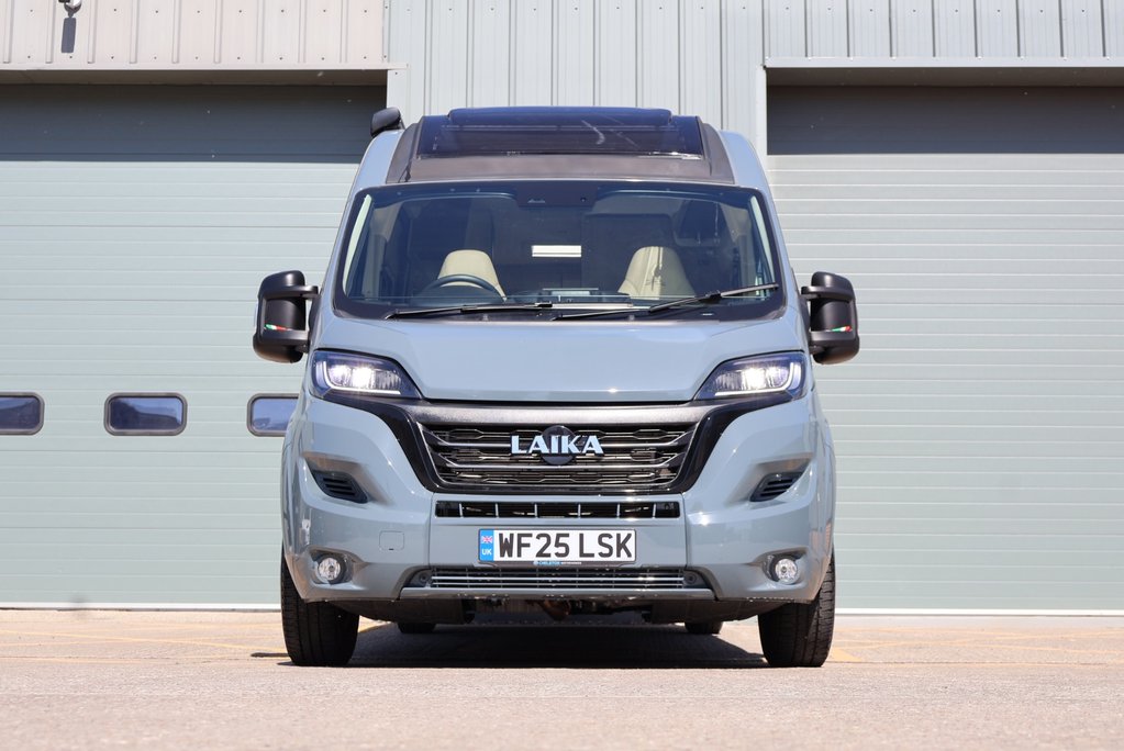 Fiat Ducato Laika 646 ECOVIP 180 BHP Auto huge factory upgrades cost new £98K    6