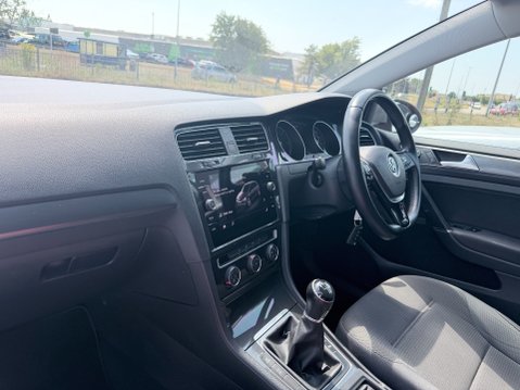 Volkswagen Golf MATCH TDI 8