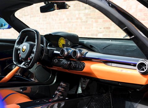 Ferrari LaFerrari 12