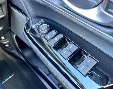 Honda CR-V 1.5 CR-V SR i-VTec CVT 4WD 5dr 60