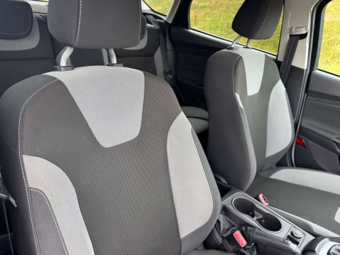 Ford Focus 1.6 Focus Zetec TDCI 5dr 8