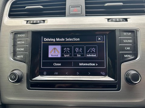 Volkswagen Golf MATCH TSI BLUEMOTION TECHNOLOGY DSG 27