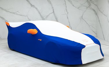 Aston Martin Vantage GT8 32