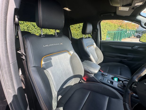 Ford Ranger Wildtrak X | Auto | 2 LT | (SOLD CM) Double Cab | Sensors | Camera | EURO 6 18