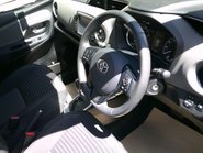 Toyota Yaris VVT-I ICON TECH ONLY 16,000 MILES FROM NEW 3