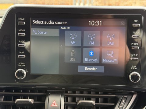 Toyota C-HR DESIGN 25