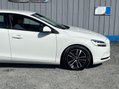 Volvo V40 2.0 T2 GPF Momentum Nav Plus Euro 6 (s/s) 5dr 21