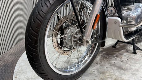 Royal Enfield Classic 2023 ONLY 2K OUTSTANDING CONDITION LONG MOT 350CC A2 27
