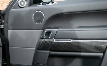 Land Rover Range Rover Sport 5.0 SVR 22