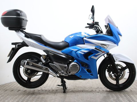 Suzuki Inazuma GW 250 FL5 