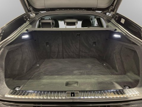 Audi E-Tron 55 Black Edition Sportback 5dr Electric Auto quattro 95kWh (11kW Charger) ( 21