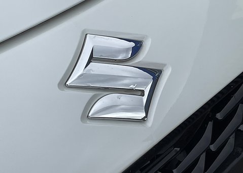 Suzuki Swift 1.2 Mild Hybrid Motion  4