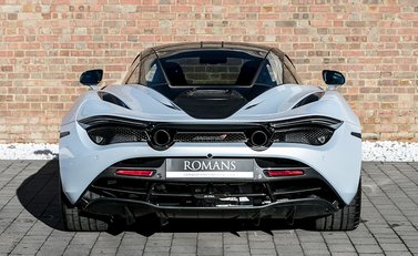 McLaren 720S Performance 5