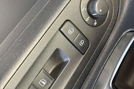 Volkswagen Up 1.0 High up! Hatchback 5dr Petrol ASG Euro 5 (75 ps) 47