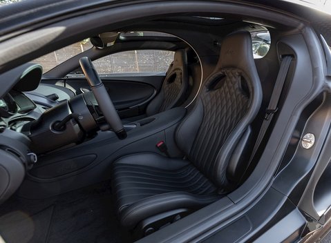 Bugatti Chiron Sport 'Noire Edition' 12