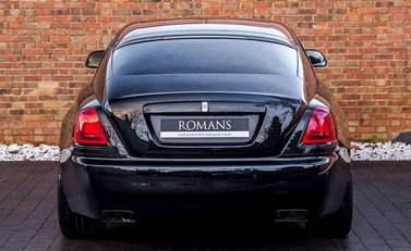 Rolls-Royce Wraith 7