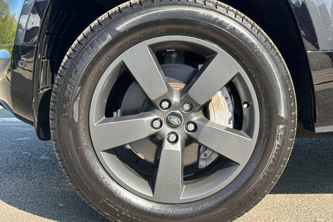 Land Rover Defender 90 D300 Hard Top X-Dynamic HSE - Air Suspension 36