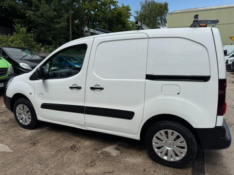 Citroen Berlingo E 635 LX CVT FWD L1 H1 5dr 17