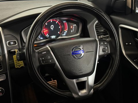 Volvo XC60 D4 R-DESIGN NAV AWD 14