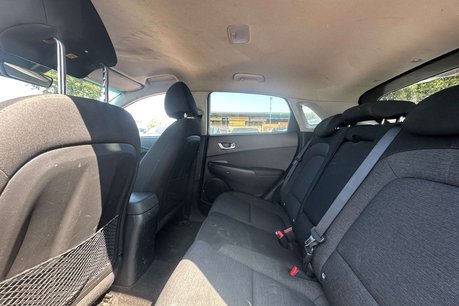 Hyundai KONA 39kWh Premium SUV 5dr Electric Auto (10.5kW Charger) (136 ps) 17